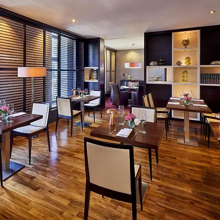 Ξενοδοχείο The Westin 4*